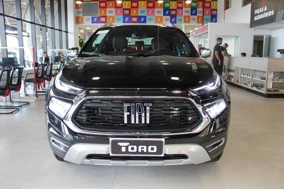 FIAT TORO 2.2 TURBO DIESEL RANCH 4WD AT9 FIAT TORO 2.2 TURBO DIESEL RANCH 4WD AT9